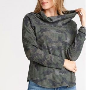 NEW 3X WOMEN'S CAMO WAFFLE COWL NECK TOP